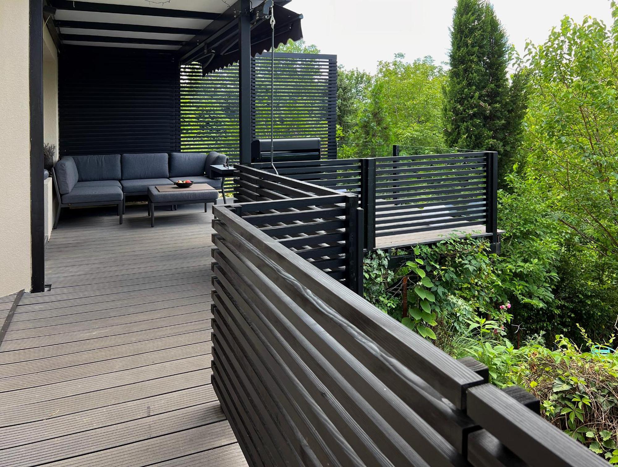 Pergola House In A Green Oasis With Fantastic View Leilighet Petrovaradin Eksteriør bilde